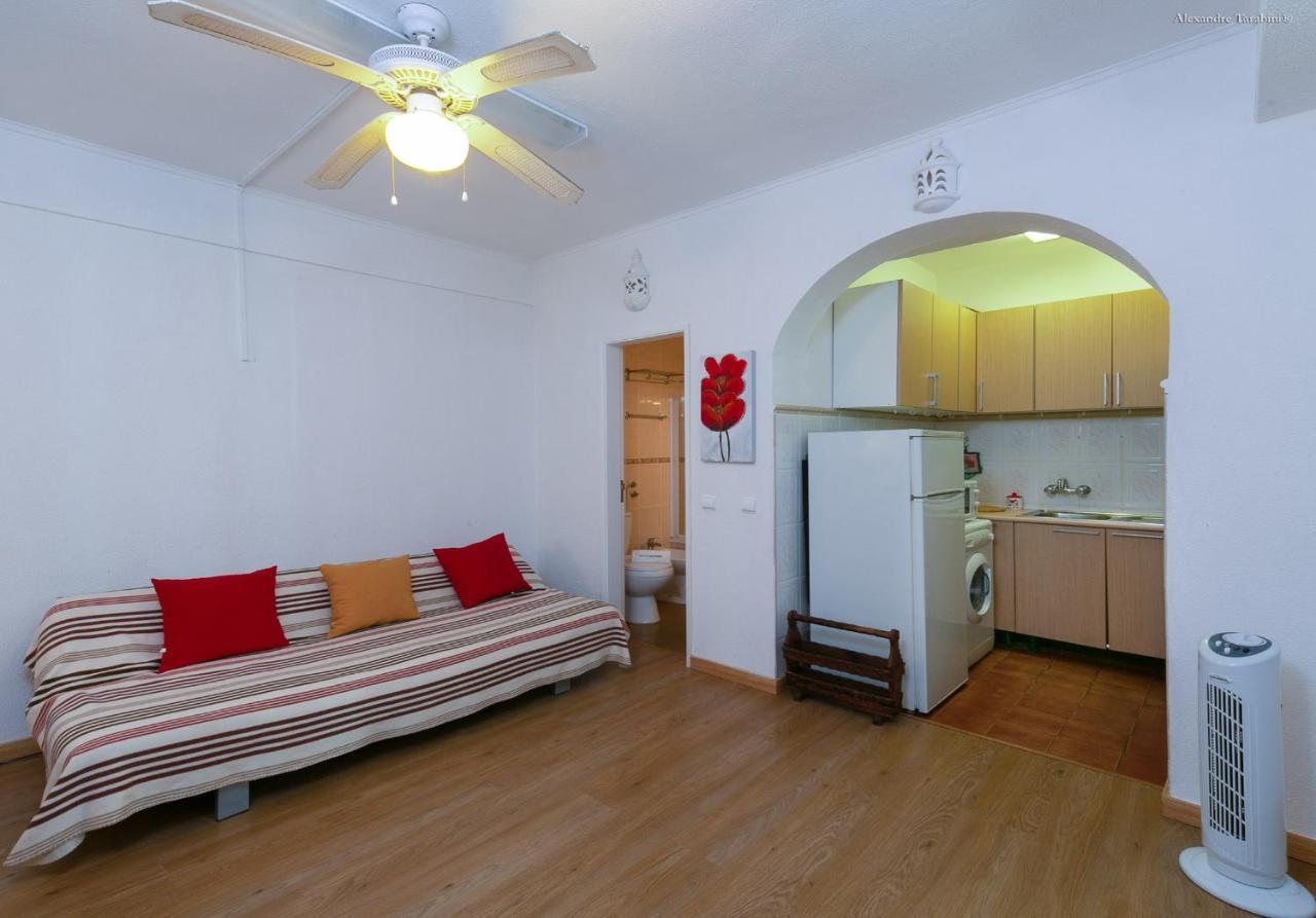 A12 - Praia Da Luz Center Apartment Экстерьер фото