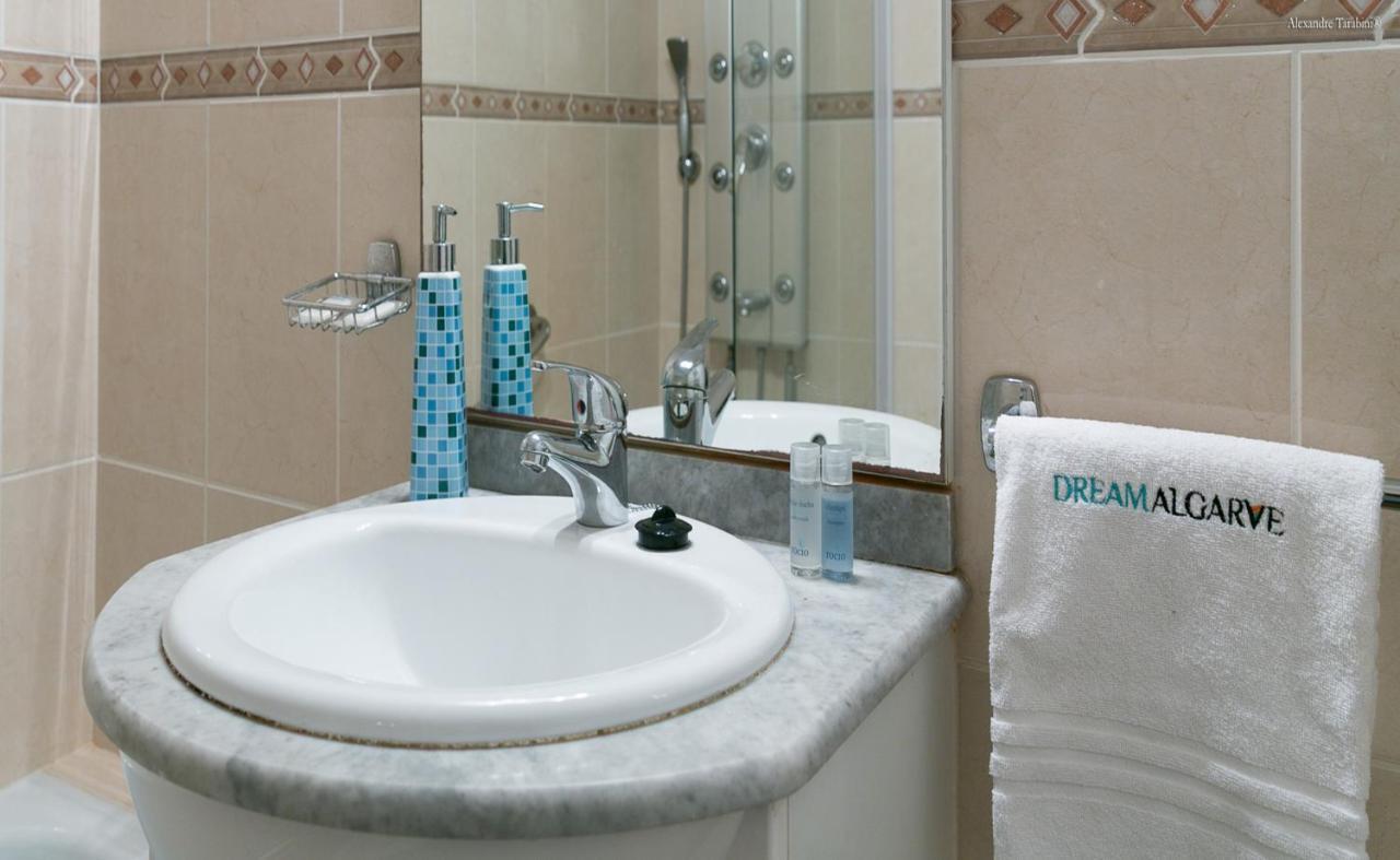 A12 - Praia Da Luz Center Apartment Экстерьер фото